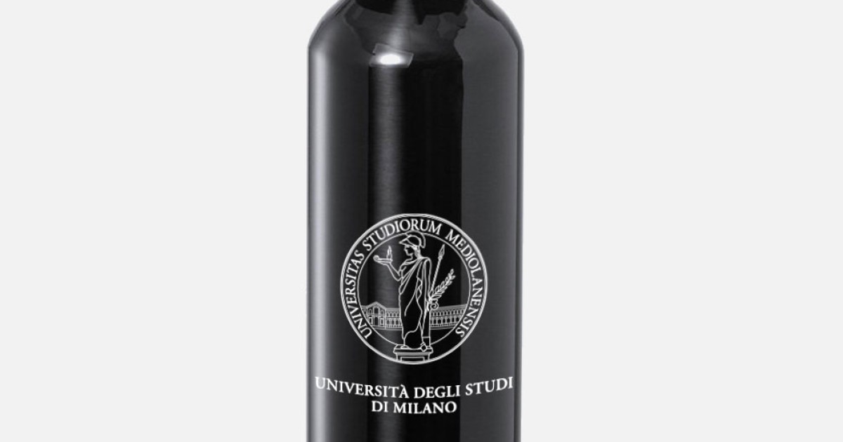 UniMi Black Aluminum Water Bottle | UniMi Merchandising Store